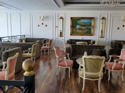 Order any cake of any kind and get the second for free