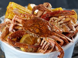 اشتري وجبة سلطعون تربل واحصل على وجبة ثانية من نفس الحجم مجاناً