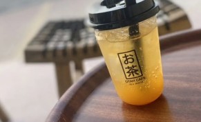 اطلب أي مشروب واحصل على خصم 50% على أي كيكة من اختيارك