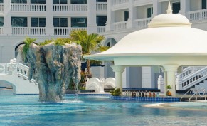 بوفيه عشاء فاخر للطفل الواحد بـ 65 ريال بدلاً من 100 ريال