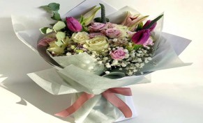 تغليف هدية واحصل على تغليف هدية مجاناً