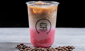 اشتري مشروب واحصل على الثاني مجاناً