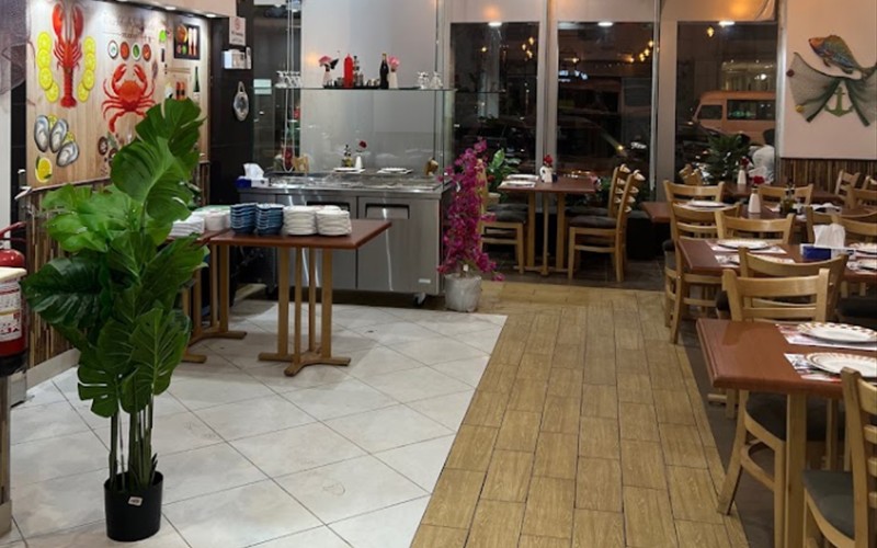 مطاعم الصياد العالمي للمأكولات البحريه