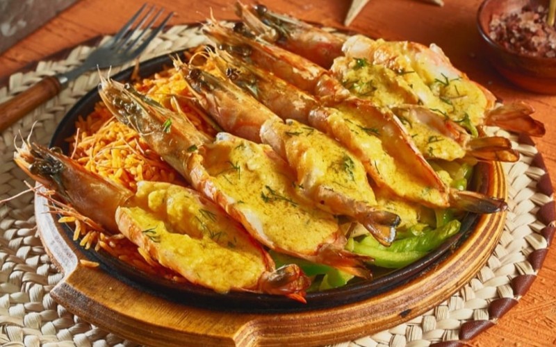 مطاعم الصياد العالمي للمأكولات البحريه