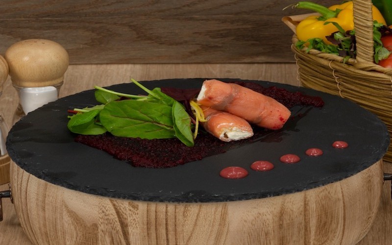 اطلب ميني بان كيك او وافل او كريب واحصل على اسبريسو او امريكانو او قهوة تركي مجاناً