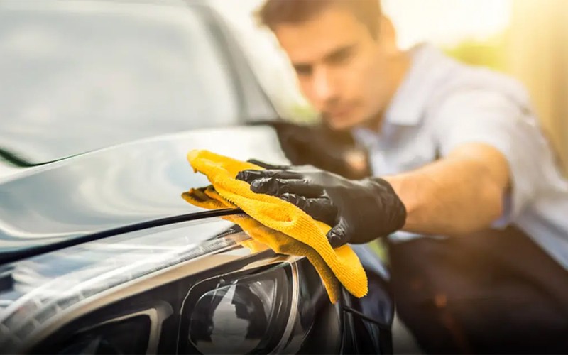 Interior bright polishing service for small cars