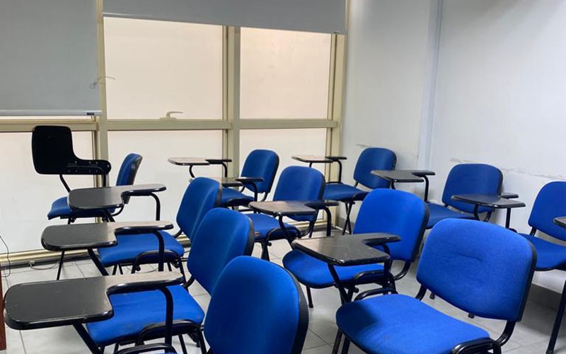 معهد سفراء الاحتراف