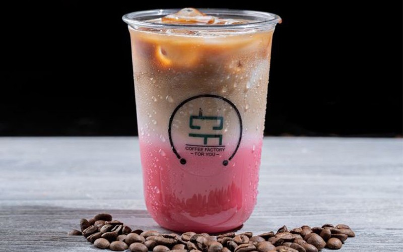 اشتري مشروب واحصل على الثاني مجاناً